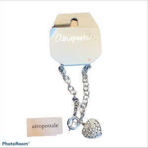 NWT Aeropostal silver heart bracelet